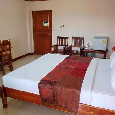 ทรัพย์มุกดา แกรนด์ โฮเทล Submukda Grand Hotel Mukdahan Εξωτερικό φωτογραφία