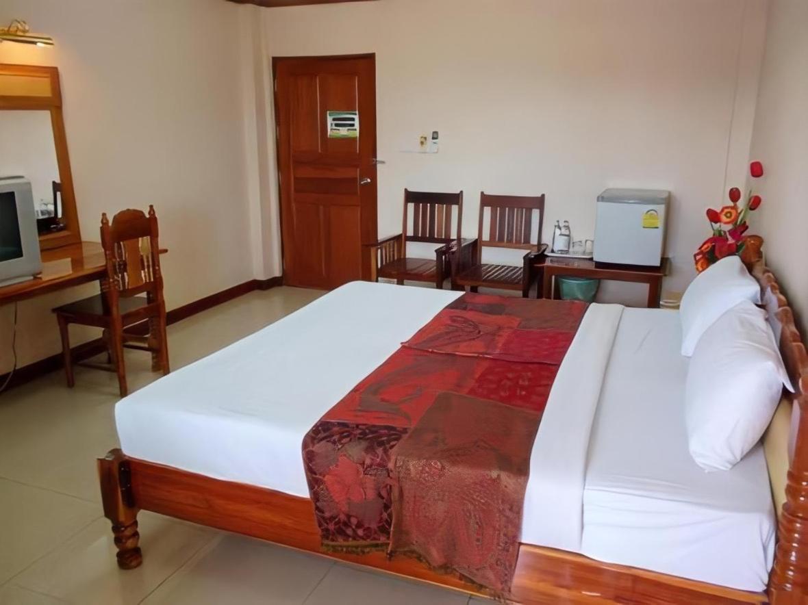 ทรัพย์มุกดา แกรนด์ โฮเทล Submukda Grand Hotel Mukdahan Εξωτερικό φωτογραφία