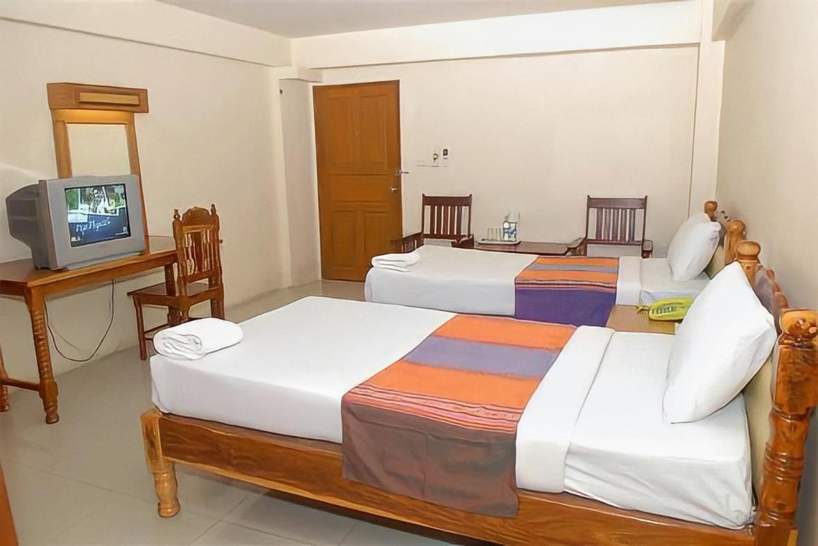 ทรัพย์มุกดา แกรนด์ โฮเทล Submukda Grand Hotel Mukdahan Εξωτερικό φωτογραφία