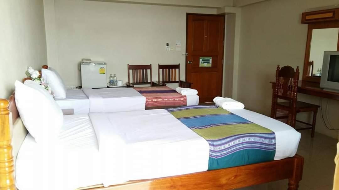 ทรัพย์มุกดา แกรนด์ โฮเทล Submukda Grand Hotel Mukdahan Εξωτερικό φωτογραφία